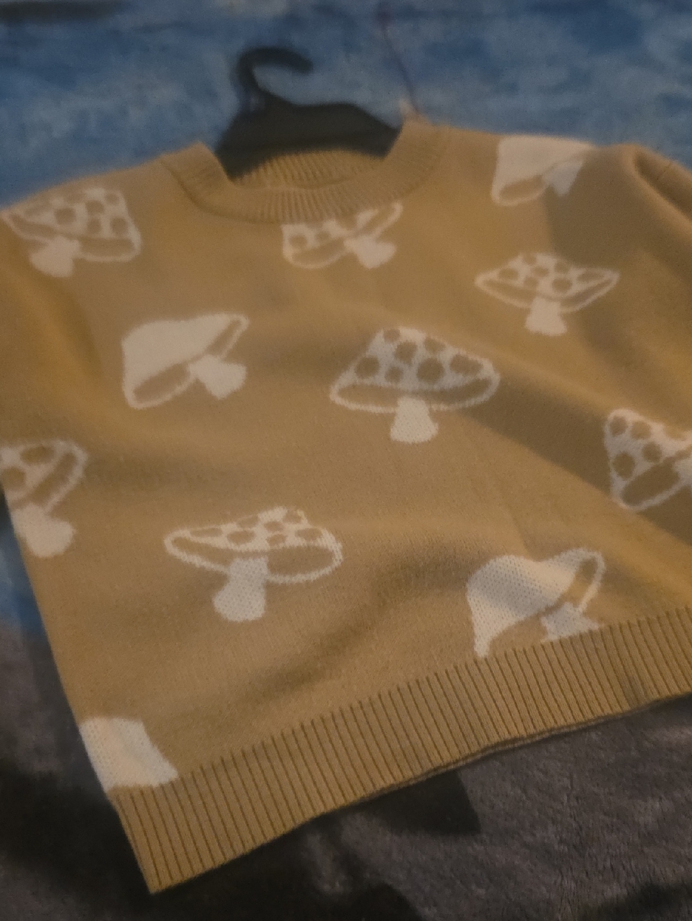 Warm sweater, size XS